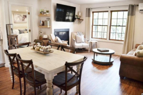 Ruidosos Midtown Retreat Cozy Cabin with AC